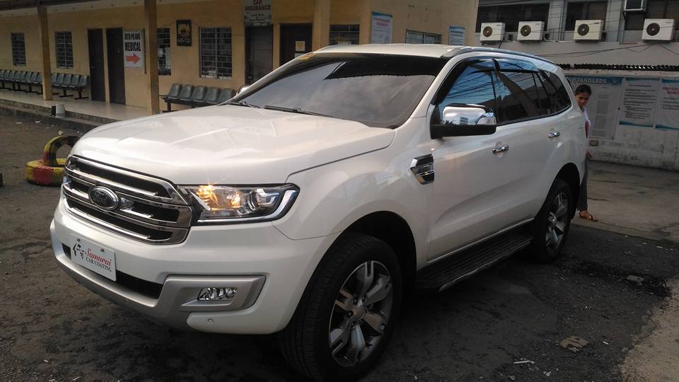 5-30-FORD-EVEREST-2016-TITANIUM-WHITE